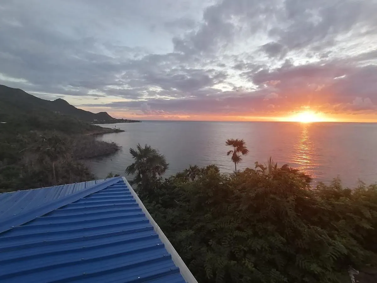 321 Surprise Beach House And Glamping Archibolds Homestay