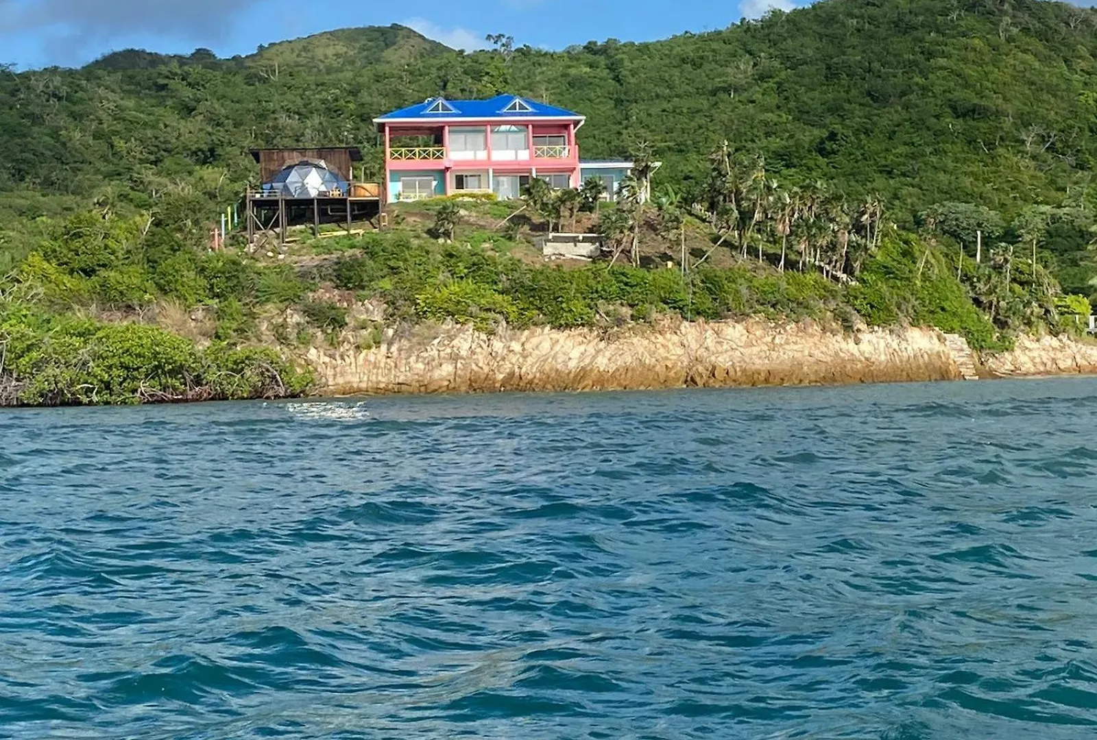 321 Surprise Beach House And Glamping Archibolds Homestay