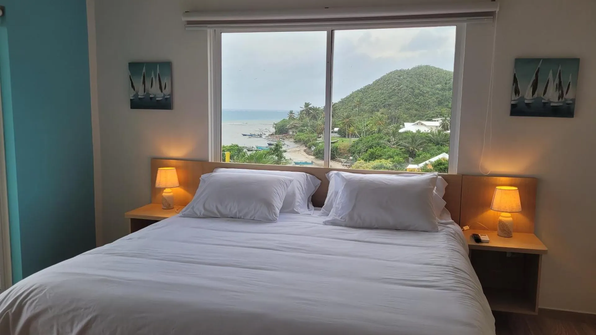 Homestay 321 Surprise Beach House And Glamping Archibolds Colombia